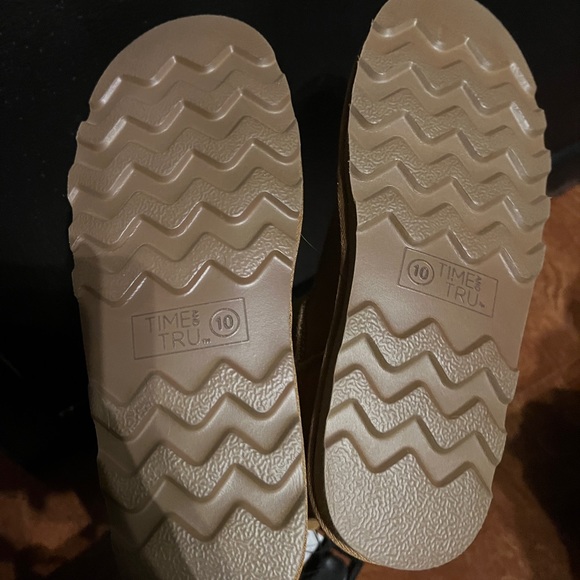 ugg-like boots - Picture 3 of 3